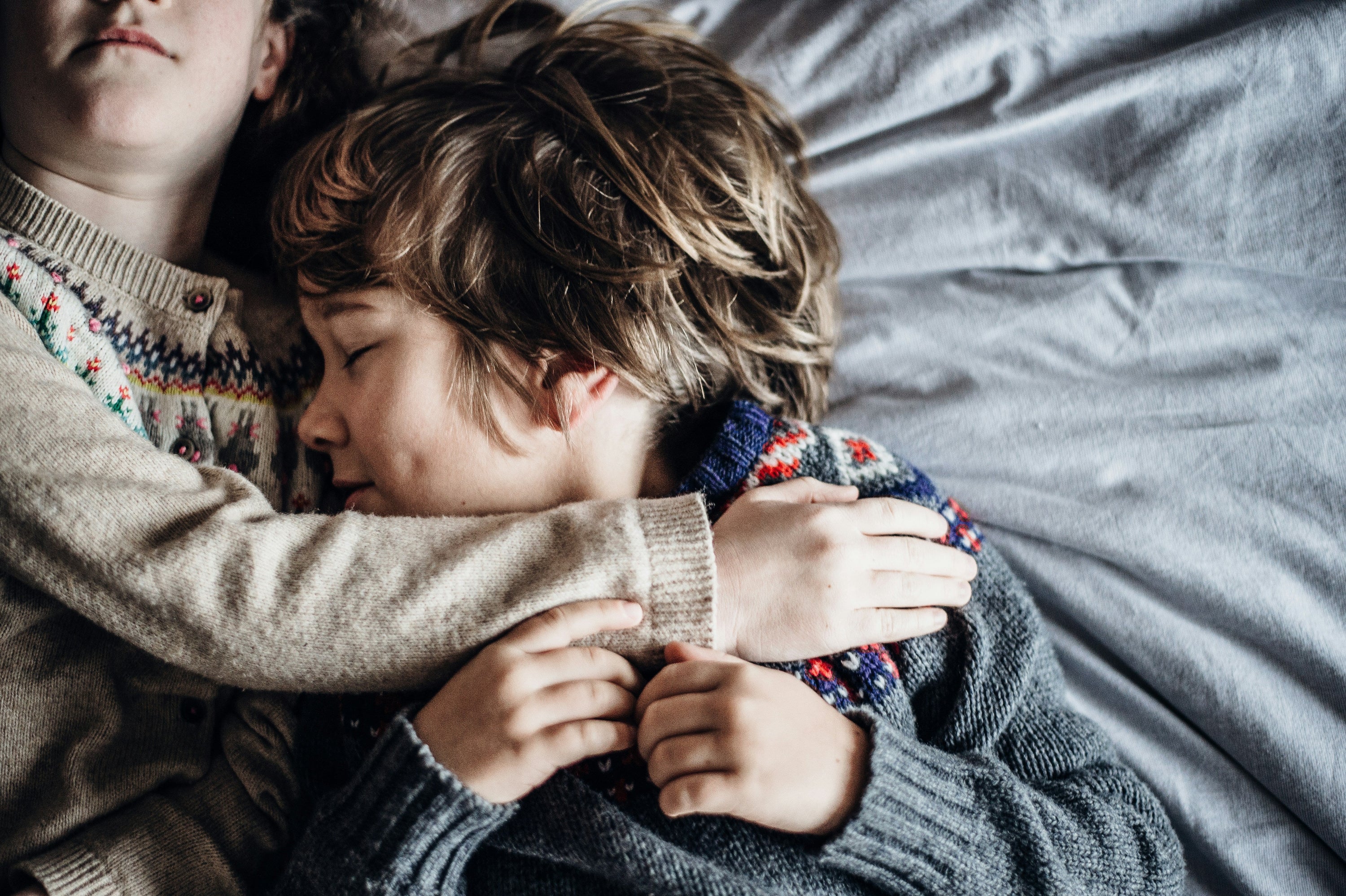 10 Safe Ways Firm Pressure Can Soothe You or Your Child at Bedtime